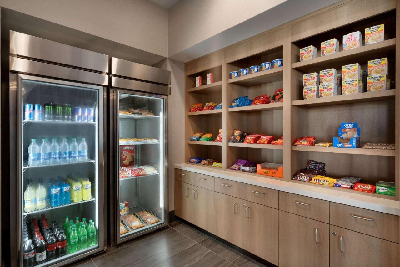 La Quinta Inn & Suites By Wyndham San Antonio Seaworld Lafb エクステリア 写真