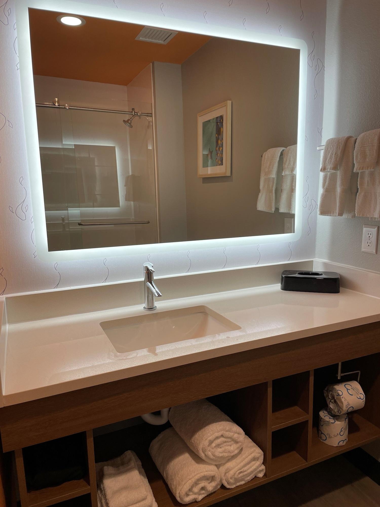 La Quinta Inn & Suites By Wyndham San Antonio Seaworld Lafb エクステリア 写真