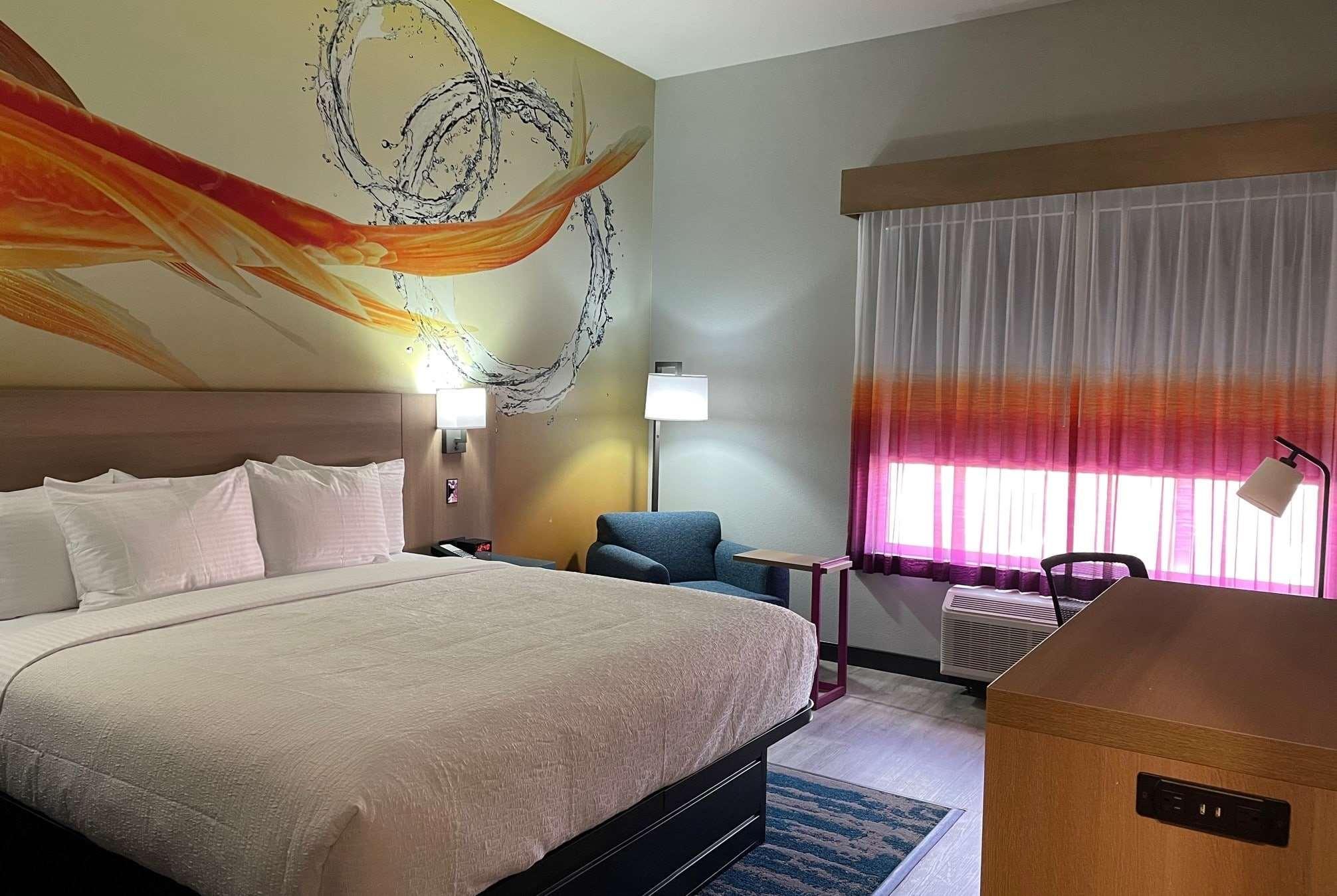 La Quinta Inn & Suites By Wyndham San Antonio Seaworld Lafb エクステリア 写真