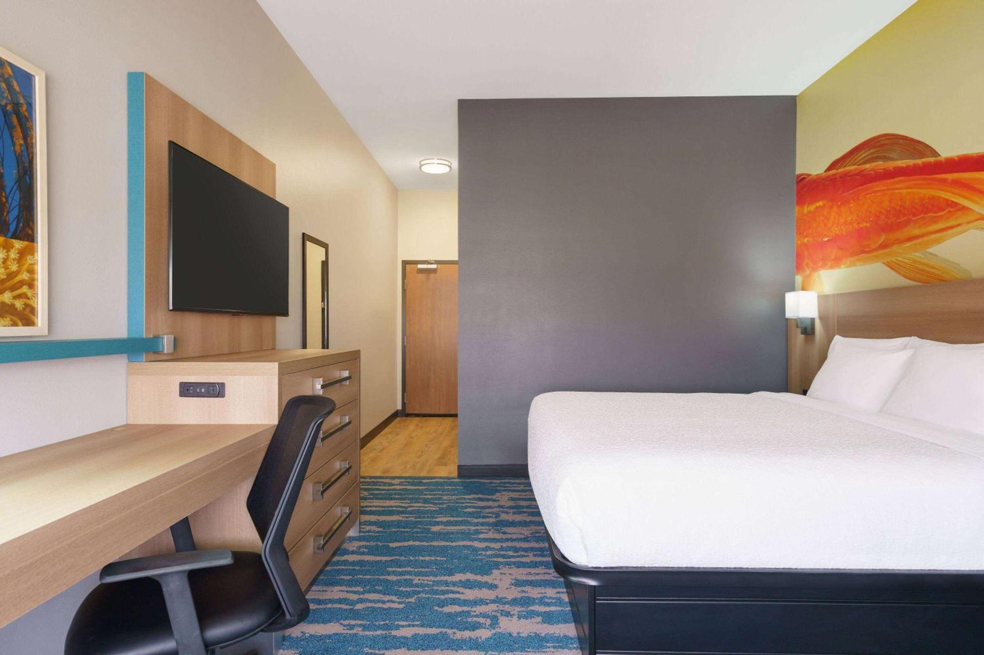 La Quinta Inn & Suites By Wyndham San Antonio Seaworld Lafb エクステリア 写真