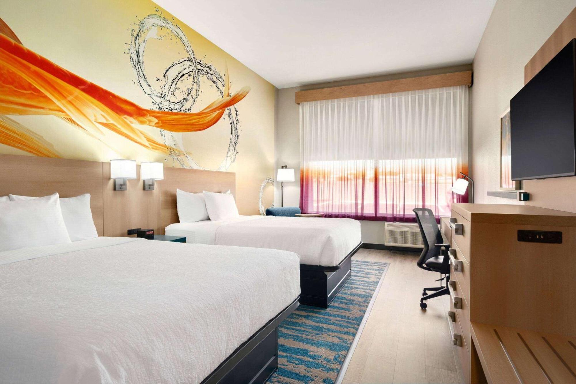 La Quinta Inn & Suites By Wyndham San Antonio Seaworld Lafb エクステリア 写真